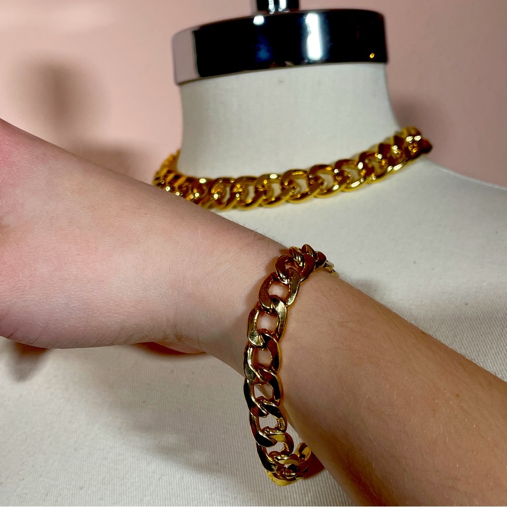 Vintage Heavy Metallic Gold Tone Chunky Chain Streetwear Mob Wife Jewelry Set